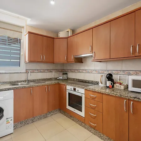 Grand View Apartment *